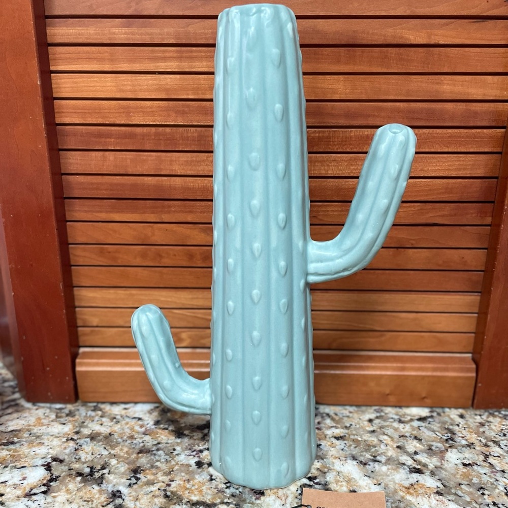 Cactus vase